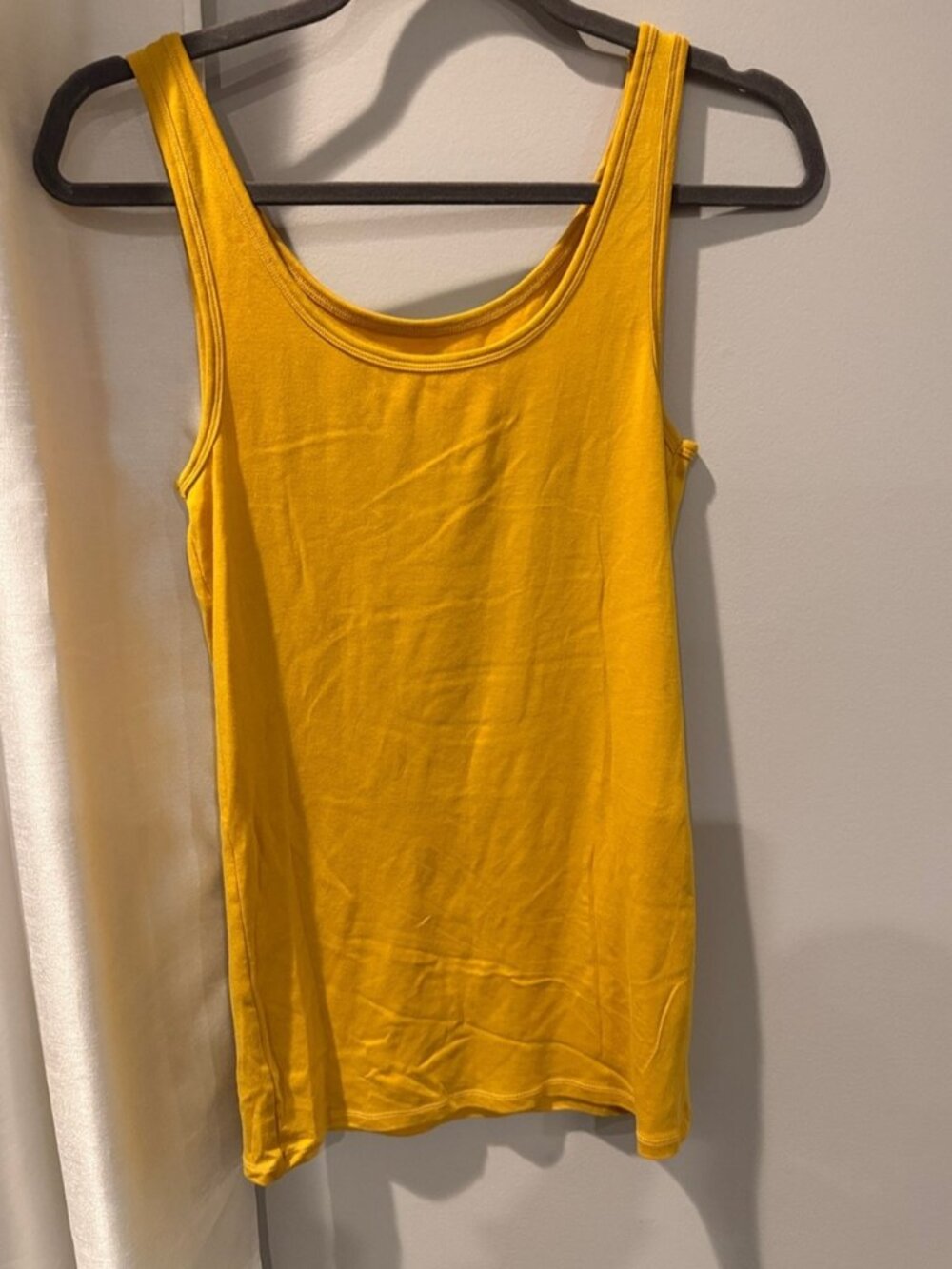 Women's Neck Tank Top